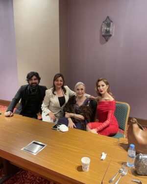 Serpil Tamur Instagram - Canlarım benim ,çocuklarım,hepinizi sevgiyle kucaklıyorum