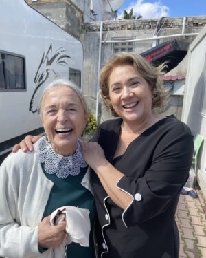 Serpil Tamur Instagram - Ve çok sevgili Hülya Darcan la set sonrası ,canım benim🥰🥰
