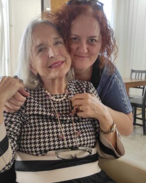 Serpil Tamur Instagram - Nil hocama sürpriz ziyaret edip hasret giderdik