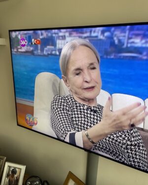 Serpil Tamur Instagram - Bu gün saat 12 de kanal 360 ta Gökay beyle yaptıgımız söyleşiden