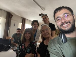Serpil Tamur Instagram - Ve ikinci ekibimiz görev başında sevgili yönetmenim Evren Karabıyık yönetimiyle