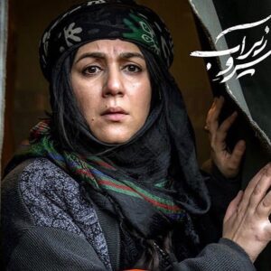 Setare Eskandari Instagram - به شبکه خانگی امد
#سرو_زیر_آب