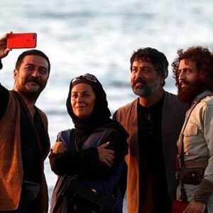 Setare Eskandari Instagram - بهروز شعيبى . حميد پگاه ، من و امير حسين صديق ... اينجا ..درياى خزر .. سريال گيله وا .. ما چهار نفر ساليان ساله كه هم رو مى شناسيم ..دور ..نزديك .."گيله وا" اما فرصت درخشانى بود براى دوباره ديدن راههاى رفته و نرفته امون .. من شاكرم براى بودنتون 🌿🌿🌿🌿🌿🌿🌿🌿🌿 ثبت لحظه : پوريا نورى عزيز