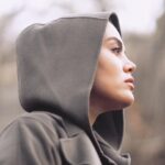 Shadi Mokhtari Instagram - • «غم‌انگیزترین شکل از دست‌دادن، از دست‌دادن امنیت نیست. ‏از دست‌دادن توان ِتصور ِتغییر است؛ این‌که همه چیز می‌تواند متفاوت باشد» ‏- ارنست بلوخ (اصل امید) • 📸: @parmidamozaffari 💫