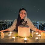 Shadi Mokhtari Instagram – •
تولدی دیگر…
ممنونم از همه‌ی تبریک‌ها و پیام‌های قشنگتون❤️🥰
۱۴۰۱/۱/۱۸