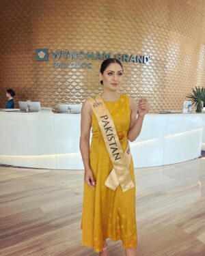Shafina Shah Instagram - The last one, I can’t help but smile though 😁😁😁 it’s so hard not to. Alhamdulillah ❤️🫶🏽🤲🏽🙏🏽 

“You'll never do a whole lot unless you're brave enough to try.” — 

I believe this was DAY 11 of @missglobalofficial  at
@casinocorona
@wyndhamgrand_phuquoc 

Shafina x 
❤️❤️❤️

#Coronacasino #Coronaresort #Radissonblu #WyndhamGrand #WyndhamGarden #Vinpearl #Vinwonders #Vinsafari #Grandworld #Phuquoc #pearlisland #Vietnam #misspakistan #missglobalpakistan #misspakistanglobal #misscongeniality