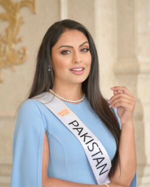 Shafina Shah Instagram - Universal Woman Pakistan 2024 @shafinashah_official 

You can vote for her at www.universalwomanofficial to automatically advance to the top 24 semifinalists.

Don’t miss the @universalwomanofficial 2024 competition live from Phnom Penh, Cambodia, on March 22nd. 🇰🇭

Glam up by @bryannbonilla 
Production @soynivaldodasilva
