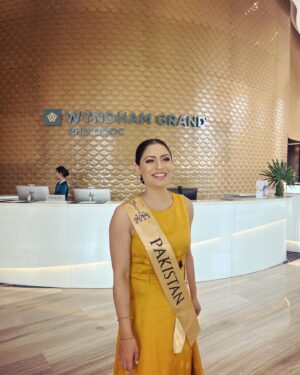 Shafina Shah Instagram - The last one, I can’t help but smile though 😁😁😁 it’s so hard not to. Alhamdulillah ❤️🫶🏽🤲🏽🙏🏽 

“You'll never do a whole lot unless you're brave enough to try.” — 

I believe this was DAY 11 of @missglobalofficial  at
@casinocorona
@wyndhamgrand_phuquoc 

Shafina x 
❤️❤️❤️

#Coronacasino #Coronaresort #Radissonblu #WyndhamGrand #WyndhamGarden #Vinpearl #Vinwonders #Vinsafari #Grandworld #Phuquoc #pearlisland #Vietnam #misspakistan #missglobalpakistan #misspakistanglobal #misscongeniality