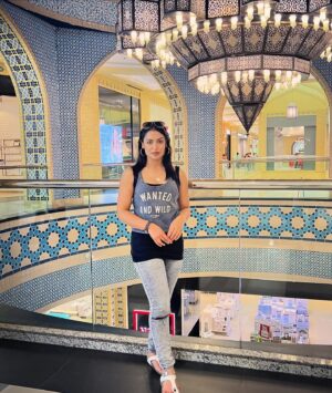 Shafina Shah Instagram - 📍🇦🇪 Day 2 IBN Batattua Mall. Apparently this mall isn’t even that big. Literally who needs a treadmill when you’ve done rounds here. 😅🛍️
.
Helpful though, it has everything that I forgot to bring as I packed the day of my flight 😅. 
.
Too busy to even pack in time 👀🤣.
.
.
#dubaimall #shafinashah #shafinapatelshah #missmissions #bollywoodactress #ibnbatutamall #misspakistan #misscongeniality #indian #pakistani #shah #patel #wanted #wild #positivethinking #actorslife