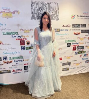 Shafina Shah Instagram - Super grateful for being recognised for my role as Wife number 2 in the blockbuster ANIMAL ✌🏽

Thank you for the love and support.
Thank you @pmmawards for the BEST DEBUT MOVIE ACT Award. ❤️ 
Thank you for my BEAUTIFUL outfit @sachebyasif1 

Thank you to my friends and family, ❤️🙏🏽 Love you guys so much!
This has been a long journey however this is just the beginning of lots more to come inshaAllah🙏🏽❤️
.
.
#shafinashah #shafinapatel #shafinapatelshah #missmissions #animalactress #bobbywife #lordbobby #animal #pakistaniawards #misspakistan #bollywoodactress #pakistan #indian #shah #patel #shafina #pakistanmediaindustry #actorslife #awards #ukactors
