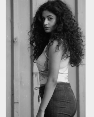 Shaily Priya Instagram - For how long your eyes will hide the truth?
At this one point, all talk ends.
- Bulleh Shah 

#monochrome #stillLife #bighair#bigeyes#biglips