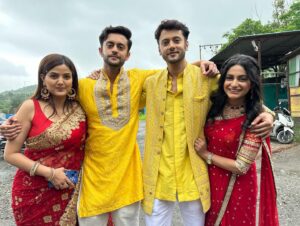 Shaily Priya Instagram - One year to fun , laughter, hardwork and little bit of fights . 
Kismat ki lakiron se completes one year 
@shemarooumang @rstfofficial