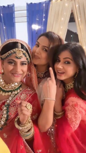Shaily Priya Instagram - Ye kya jadu kar diya ?….
