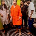 Shakeela Instagram - Wait for twist😂…. Tangaee Tangaeee😅 #shakila #funnyvideos #spreadpositivity #love #iamshakila #shanthanamdialogue