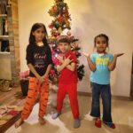 Shalini Kapoor Instagram – Christmas 2023 with #family ❤️💃
.
.
.
#xmas #familytime #celebration #home #santa #love #bond #gratitude #happiness