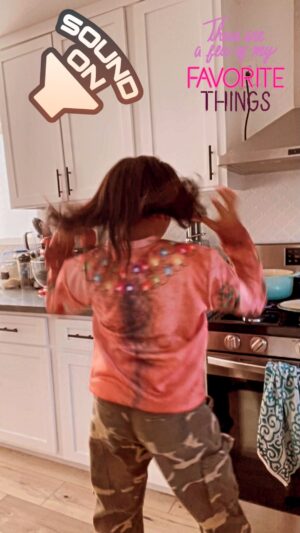 Shalita Grant Instagram - “Put on all your favorite shit and clean your house” kind of a day😘🤷🏽‍♀️🤗
.
What you doing?
.
Oh, you wanna shop my look?
Headband: @topshop 
Funniest Ugly Xmas Sweater: @amazon 
Hendrix Shirt: I forgot
Army pants: Top shop
.
I don’t own the rights to this music *