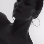 Shalom Harlow Instagram - ✨✨NEW BEGINNINGS ✨✨ I’m happy to report I have a new team to support the Dream @womenmanagementny @women_paris @women_milano The right representation is crucial With Didier Fernandez, Akeem Rasool, and Piero Piazzi’s passion, savvy and taste to navigate the chaos of this industry with, I’m ready for all that comes our way Thank you team! I’m so excited for the journey to come. Let’s make some magic!