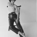 Shalom Harlow Instagram - 🖤🖤AGOLDE with GWEN🖤🖤 Pure pleasure! @guineverevanseenus artful interpretation of the clothes speaks to her years in front of and now behind the camera I trust the delight we had in creating these images translates. It would be an understatement to say we had a blast 💥 Thank you to the @agolde for giving us the opportunity to play freely together And thank you to the stellar team 📸 @guineverevanseenus Styling @alexisasquith Makeup @kuma1206 @streetersagency Hair @hairjordon @susanpricenyc Thank you @julianniznik @imgmodels for bringing it all together so seamlessly. #ecofriendly #ecofashion #ecodesigner #recycledfashion #greenfashion #enviromentallyfriendly