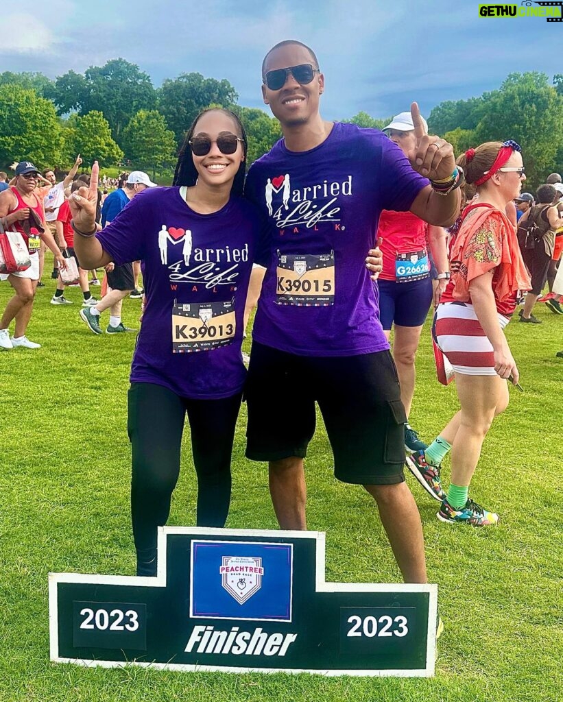 Shamari DeVoe Instagram - Perfect timing at the #PeachtreeRoadRace today running to keep families together! Happy 4th! #Married4Life #Married4LifeWalk #DeVoeted 🏃🏾‍♀️😅