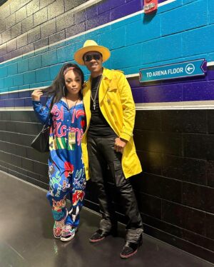 Shamari DeVoe Instagram - Well… no surprise here but #NewEdition been killing it on their Legacy Tour! I ain’t ashamed to say that I’m a fan in the audience (doing the choreography, singing all the lyrics) but the plot twist is I get to take @bigrondevoe home when he gets off stage! 🫶🏽🎶🎤