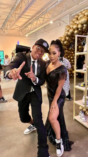 Shamari DeVoe Instagram - A time was had celebrating @RealJohnGray’s 50th birthday with @BigRonDeVoe! @IamAventerGray you did an amazing job! 
•
#MyFirstSneakerBall 👟