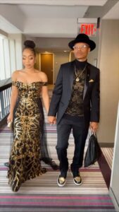 Shamari DeVoe Instagram - Never Let Go Of The Hand You Are Holding… ✨🖤 @Married4LifeWalk #CouplesLoveCelebration #DeVoeTeD #MarriageAmbassadors