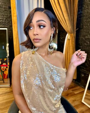 Shamari DeVoe Instagram - “Authenticity doesn’t have an expiration date. So, I am going to keep going (and working).” 

🎥 💋 📺 

Styled by @ryanisstyle 
Hair/Mua by @ms.andreacpowe