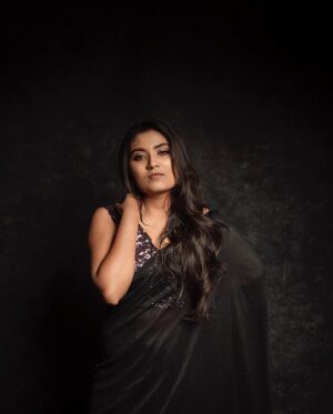 Shamni Mahe Instagram - Live without regrets 🌻 

Make-up @radiancebridalstudio 
Photographer @_kishore_bk_
Costume @tiara_thefashionstudio
