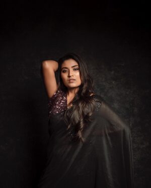 Shamni Mahe Instagram - Live without regrets 🌻 

Make-up @radiancebridalstudio 
Photographer @_kishore_bk_
Costume @tiara_thefashionstudio