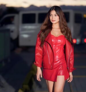 Shanelle Agustin Instagram - walk like an angel