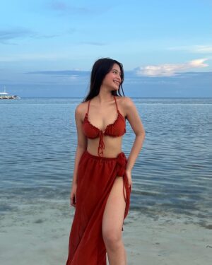 Shanelle Agustin Instagram - vacation mode

skin: @royalprincephofficial