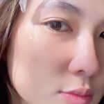 Shanice Margaretha Lie Instagram - Mau wajah jadi lebih sehat dan glowing? Ini dia skincare dari Korea yaitu @skin1004_indonesia indonesia Kebetulan aku pakai yang varian Centella Madagascar Basic 3 ada toner, ampoule dan soothing creamnya. Ini bisa ngebantu kulit aku jadi lebih sehat, tenang, bisa mengurangi beruntusan dan jerawat, juga untuk efek soothing loh! Yang pasti bisa untuk segala jenis kulit juga nih! Yuk buruan cek Shopee Mall mereka untuk dapetin great deals mereka, karena selalu ada diskon yang menunggu 👉 https://bit.ly/3rlZ1yh atau langsung cek set yang aku pakai di sini! karna lebih murah kalo beli set 🤭 👉 https://bit.ly/3AH1C8Z #skin1004 #skin1004id #centella #skin1004indonesia #skin1004shopee #centellaampoule #skincareindonesia #glowing