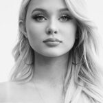 Shanna Moakler Instagram - I came across this photo of my daughter I'm not sure what it's from but I just thought it was absolutely beautiful. And for the love of God if you don't have anything nice to say please do not comment because this post is about how proud I am of her. ❤️👸🏼