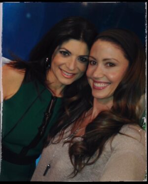 Shannon Elizabeth Instagram - Happy Birthday to the best sister I could ever ask for!! You are such an incredible woman who inspires others, loves all those around you, & truly shows up as a powerhouse in this world. I look up to you-I admire you-& I absolutely couldn't love you more. May your year ahead exceed all others and every one of your dreams come true. Thank you for being you. I love you! ♥️✨🎉🎂