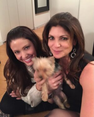 Shannon Elizabeth Instagram - Happy Birthday to the best sister I could ever ask for!! You are such an incredible woman who inspires others, loves all those around you, & truly shows up as a powerhouse in this world. I look up to you-I admire you-& I absolutely couldn't love you more. May your year ahead exceed all others and every one of your dreams come true. Thank you for being you. I love you! ♥️✨🎉🎂