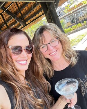 Shannon Elizabeth Instagram - Thank you for all the birthday wishes! My hubby is taking me off the grid now for a week deep in the bush in Botswana! So please forgive me if you don't hear from me...I'll be with the animals. Lots of love from AFRICA! 🎂🎉💜