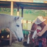 Shannon Elizabeth Instagram - Had an incredible day at @tomrohavenforequineschildren with Peanut!! The work they do rescuing horses is beautiful, & the energy there is so spiritual. Whether you're traveling to South Africa or you live here, pls consider paying them a visit & supporting the work they do in whatever ways you can. As you can imagine, they need a big piece of farmland where they can really build their dream facilities for these angels. They currently work with kids & women who get so much healing from these horses. Every life matters-save one save all! Thank you to Gillian & Stephanie for sharing your magic with me!! And thank you to @noulamaclean for introducing me to such a worthy cause. 🙏🏼💫 (SWIPE LEFT to see Peanut at the end of a long day with the horses after his bath!)