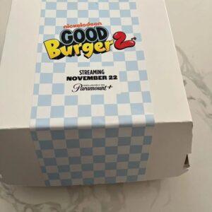 Shar Jackson Instagram - When the cake arrives!!!!!

#goodburger2 #goodburger #foodporn #icecreamcake #paramountplus
