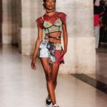 Sharam Diniz Instagram - Quem sabe faz ao vivo 💖 E a @duartehajime é dessas 💕 Obrigada pela honra uma vez mais e parabéns pela coleção incrível ✨ @afonsodbatista 📷 @lisboafashionweek #ModaLisboa #Duarte