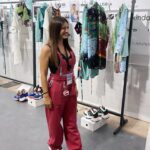 Sharam Diniz Instagram - Quem sabe faz ao vivo 💖 E a @duartehajime é dessas 💕 Obrigada pela honra uma vez mais e parabéns pela coleção incrível ✨ @afonsodbatista 📷 @lisboafashionweek #ModaLisboa #Duarte