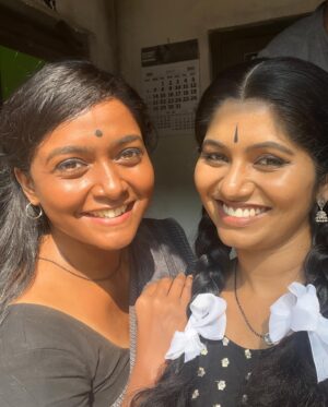 Sharanya Ramachandran Instagram - #sureshanteyumsumalathayudeyumhrudayahariyayapranayakadha releasing on May 16! 
@thaaiprasaath 📸