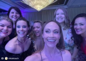 Sharon Lawrence Instagram - Wasn’t it a beautiful event! So glad be in the room with the stellar women @allwomeninmedia staff and BoD 🙏🏻( @anniepowellpr) brought together to celebrate excellence. @nikdeloch I love the way you put this, and love what you stand for , who you stand by. ❤️ Repost from @nikdeloach
•
What a night. To be in the presence of so many powerful, creative, brave, kind, thoughtful power-houses was so inspirational and meaningful. Women are incredible!! I will never be over the fact that I was one table away from @itscarolburnett and @janefonda. And when @glennondoyle and @abbywambach took the stage to accept their award, I literally came undone. And @rachelplatten made me ugly cry (but in the best way). 

Thank you @anniehowellpr for all you do to make this event happen each year, where we get to honor women in entertainment. And thank you for an unforgettable evening with our @hallmarkchannel team. @tameramowrytwo you hosted with the mosted!! And @sharonelawrence you are the loveliest.❤️

#thegracies #thegracieawards #womensupportingwomen #womenempowerment #hallmark #hallmarkchannel