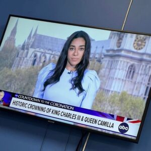 Sharon Carpenter Instagram - First time on @abcgma3 today, with a #KingsCoronation preview! @fionabloom