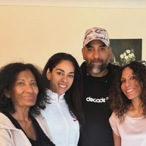 Sharon Carpenter Instagram - Happy Mother’s Day to the greatest mum of all time @artbygrace16.  As she worked her way up in the medical field - studying for the toughest exams, becoming a consultant at St. Thomas’ Hospital, running the Cytology Dept. at the Royal Surrey then moving to the US to become a professor at Harvard Medical School - one thing’s stayed consistent. She’s always been the most loving, inspiring and supportive mum anyone could wish for. ❤️🤗