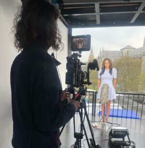 Sharon Carpenter Instagram - First time on @abcgma3 today, with a #KingsCoronation preview! @fionabloom