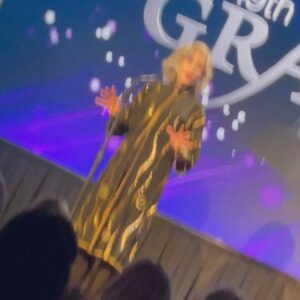 Sharon Carpenter Instagram - Such an honor to present (especially alongside the lovely @iamsarahgrafferty) at this year’s #gracieawards as well as host the after-show again. We were in a room filled with legends including #carolburnett #phyliciarashad #janefonda - and trailblazers such as #mariashriver and #kristenwiig. So many special and inspiring moments. Thank you @allwomeninmedia @vicangelobulluck @fionabloom ✨