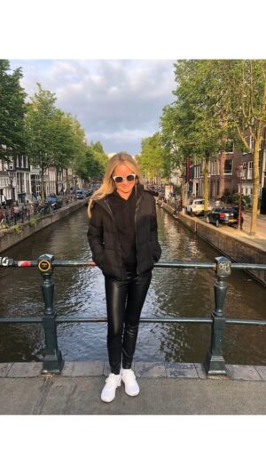 Sharon Case Instagram - 