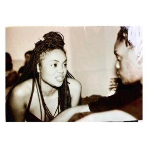 Sharon Leal Instagram - TBT ♥️
90’s NYC DUMP 🍎 #timecapsule 🚀 🔮decade of east coast shenanigans .
#justapager