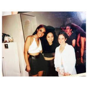 Sharon Leal Instagram - TBT ♥️
90’s NYC DUMP 🍎 #timecapsule 🚀 🔮decade of east coast shenanigans .
#justapager