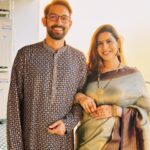 Sheetal Thakur Instagram - Not fasting for obvious reasons 🤰but celebrating my dear husband nonetheless 🪬Happy Karwa ladies ♥️